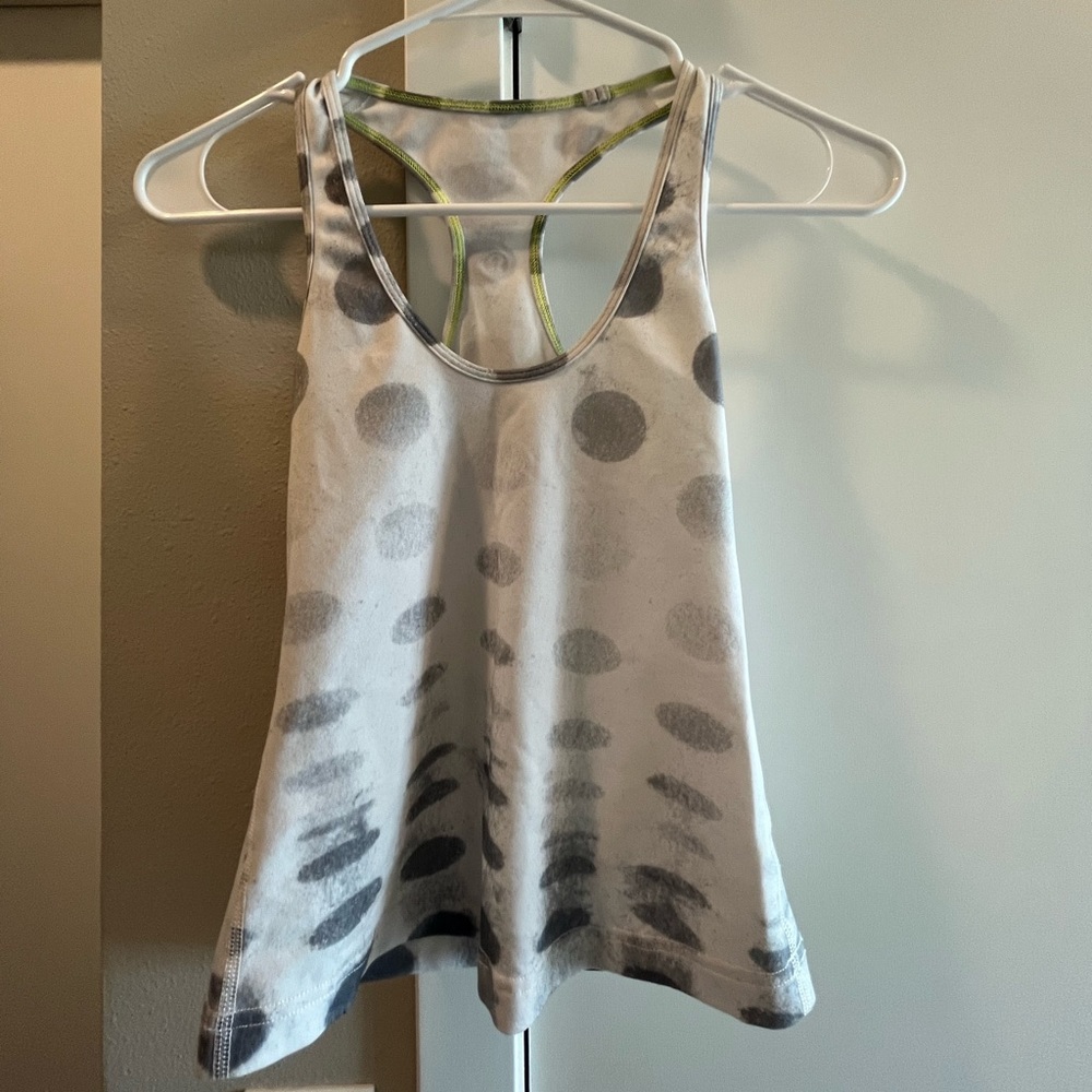 Lululemon, workout tank top, size 4 (maybe)